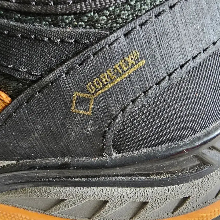 [BUNJANG] Gore-Tex Hiking Shoes / 블랙/브라운 고어텍스 등산화 230미리트레킹화 운동화