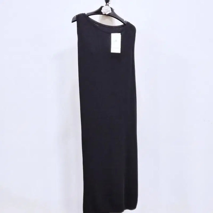 [SOLD OUT] 어라운드율 블랙 원숄더 언발 니트 원피스