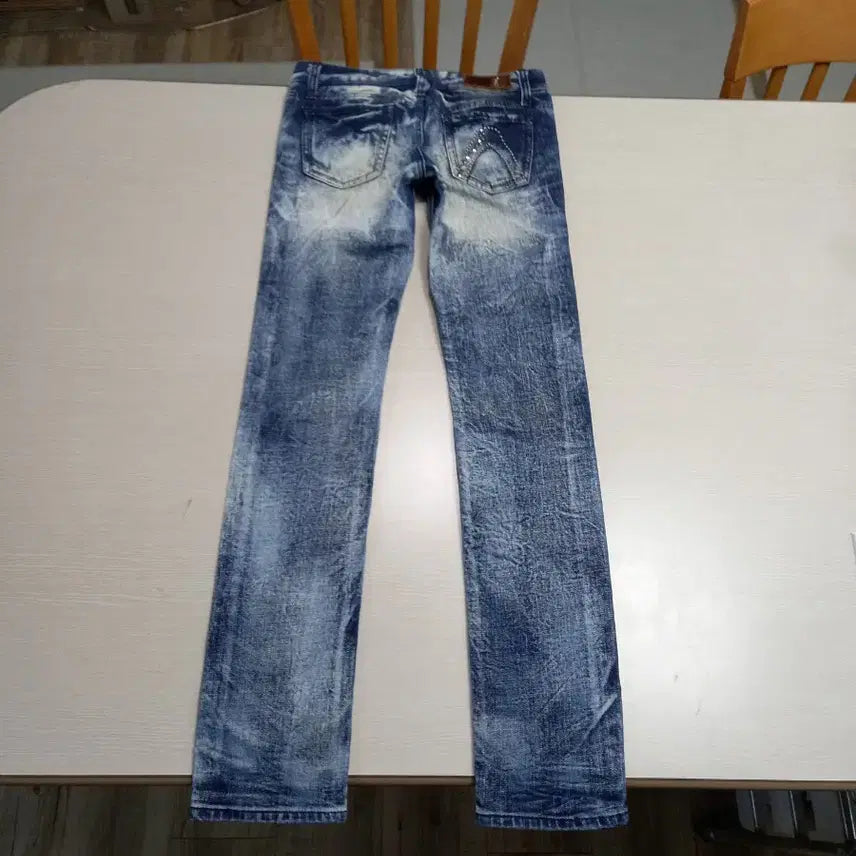 [SOLD OUT] 25 BUCKAROO 골반 워싱 스판 슬림일자진 25-300