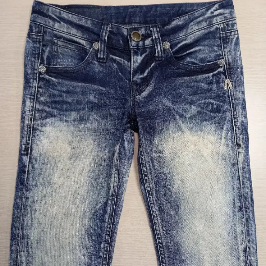 [SOLD OUT] 25 BUCKAROO 골반 워싱 스판 슬림일자진 25-300