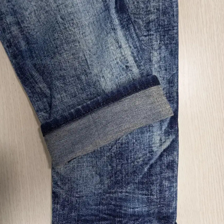 [SOLD OUT] 25 BUCKAROO 골반 워싱 스판 슬림일자진 25-300
