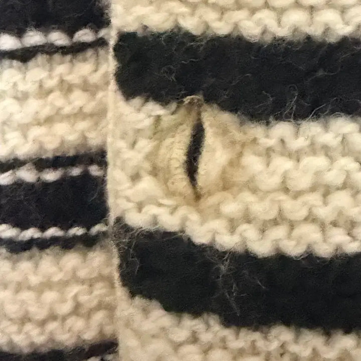 [BUNJANG] STU Round Neck Striped Cardigan Ivory / STU 라운드넥 스트라이프 가디건 아이보리