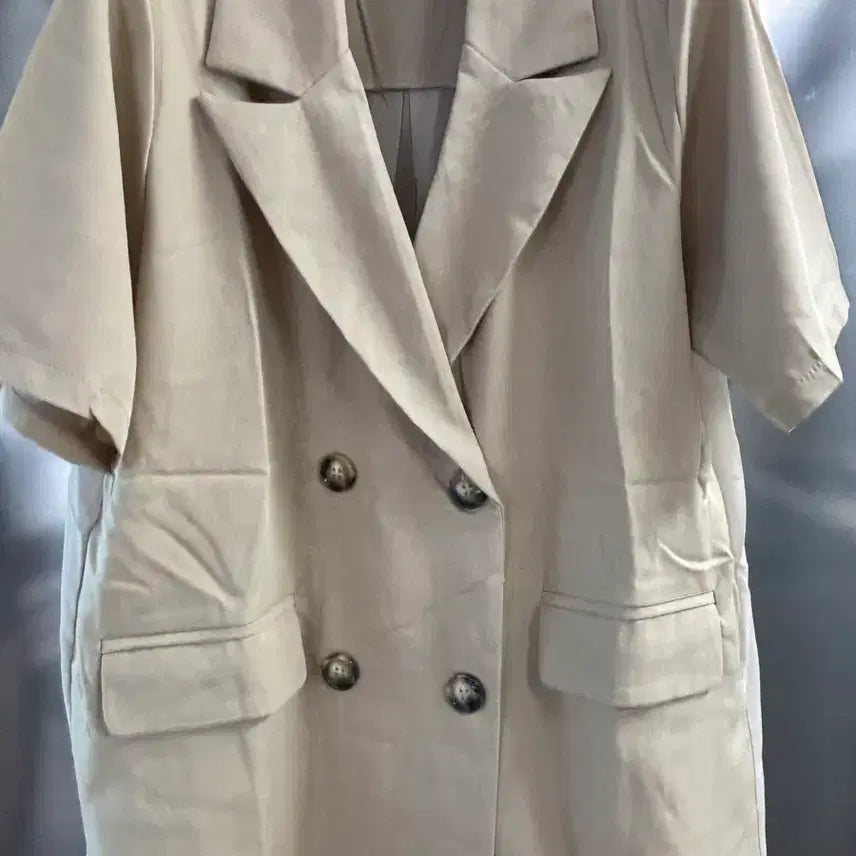 [BUNJANG] Beige Double Button Jacket / 베이지색 더블 버튼 자켓