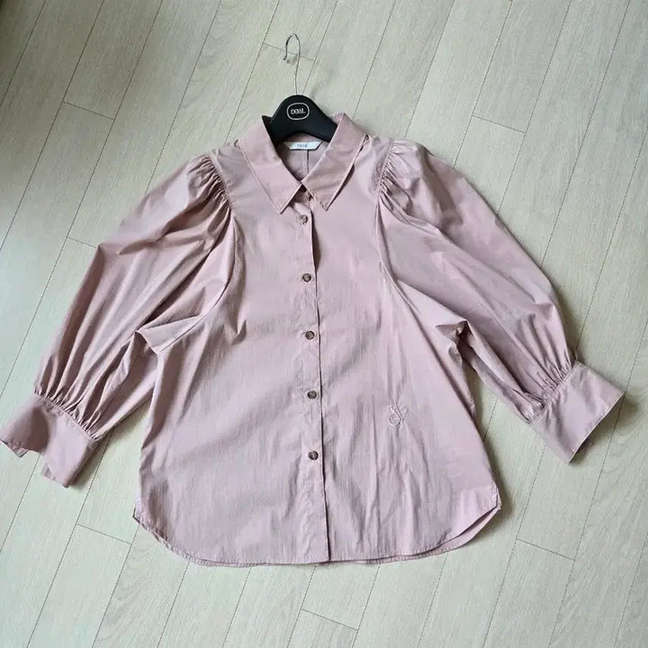 [SOLD OUT] 쥬크 퍼프블라우스 66 상태최상
