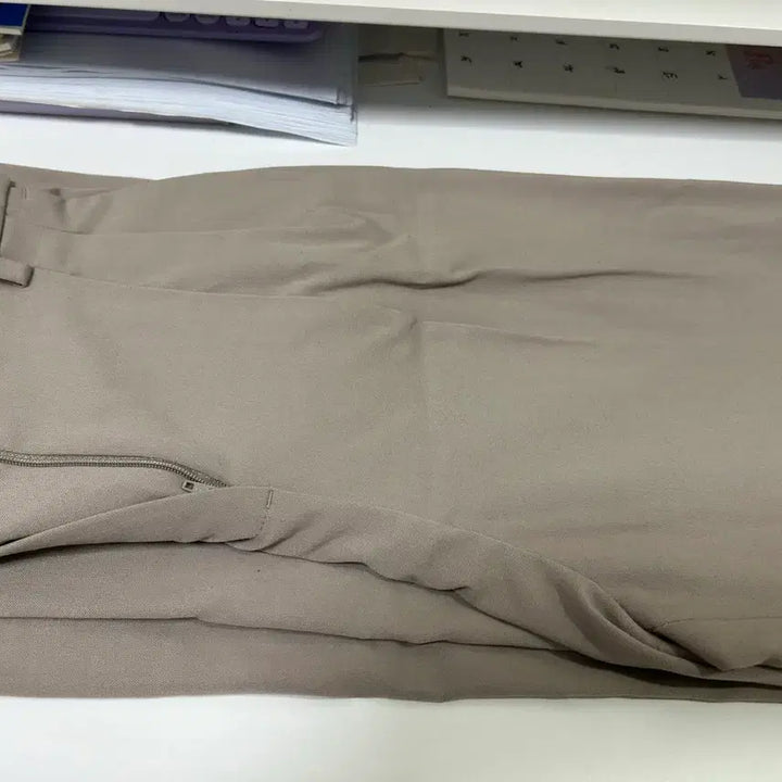 [BUNJANG] Musinsa Standard Wide Slacks Light Beige 25 / 무신사 스탠다드 와이드 슬랙스 라이트 베이지25