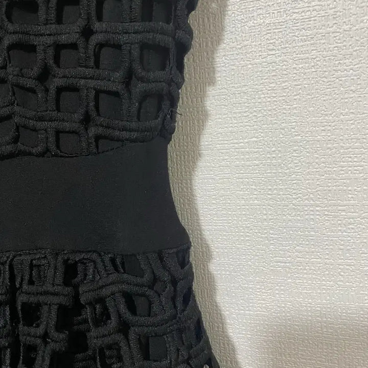[BUNJANG] Maje Black Punching Detail Dress / 마쥬 블랙 펀칭 원피스