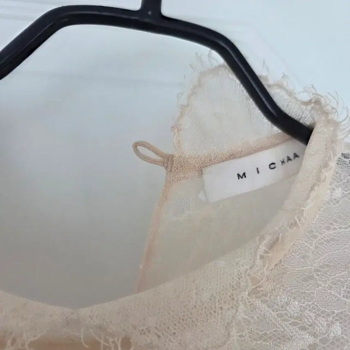 [BUNJANG] MICHAA Lace Blouse Ivory / 미샤 레이스 블라우스