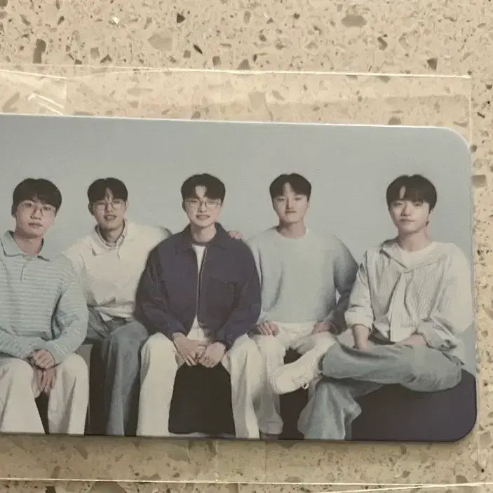 [BUNJANG] T1 White Commemorative Card + Photocard Set / 우리은행 티원 화이트 기념카드+ 포토카드5종