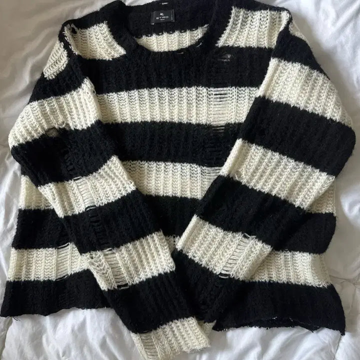 [BUNJANG] Etro Black/White Stripe Knit / ETRO 에트로 블랙/화이트 스트라이프 니트