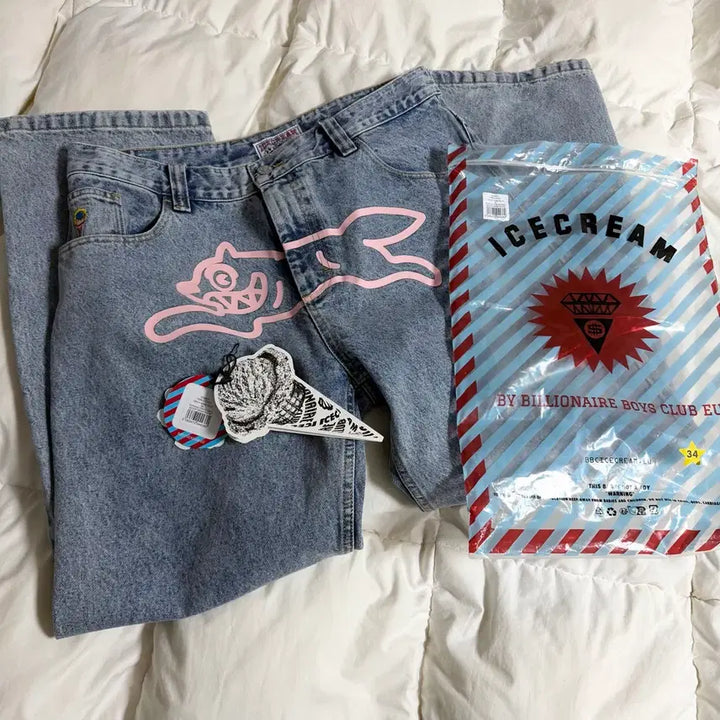 [BUNJANG] Icecream Pink Running Dog Denim Pants / (34) Icecream 아이스크림 핑크 러닝독 데님 팬츠