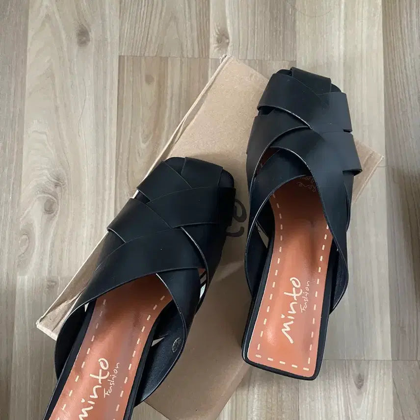 [BUNJANG] Black Mule Slippers / 블랙 뮬 슬리퍼