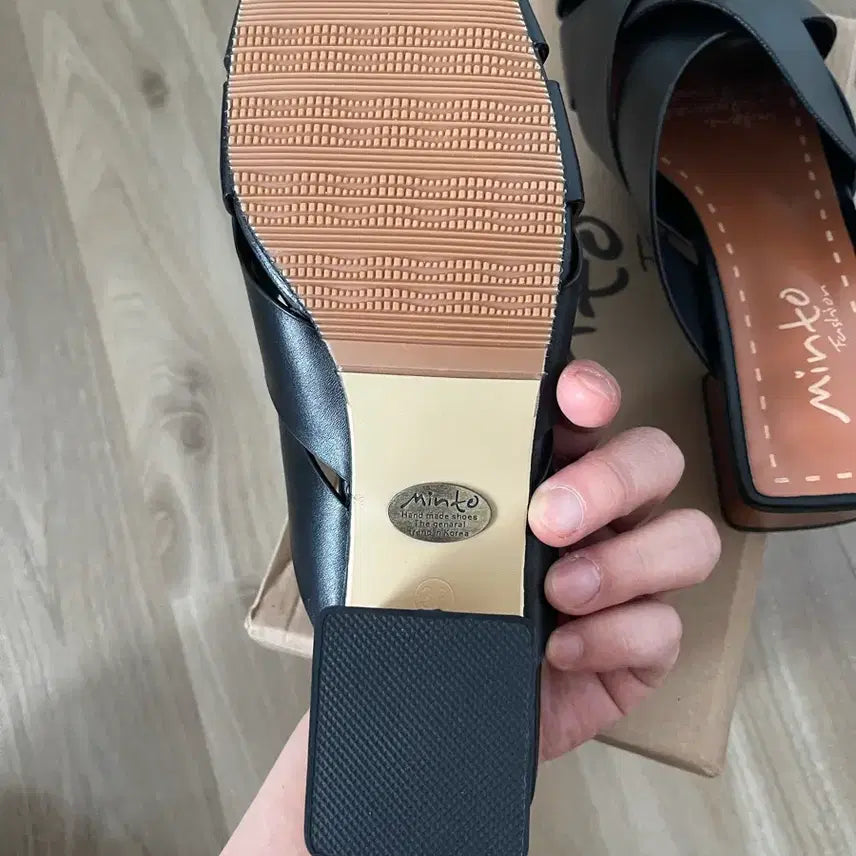 [BUNJANG] Black Mule Slippers / 블랙 뮬 슬리퍼