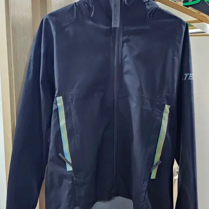 [BUNJANG] Adidas Terrex MyShelter Rain Ready Jacket Black / 아디다스 테렉스 마이쉘터 레인레디 자켓 블랙 M(95)