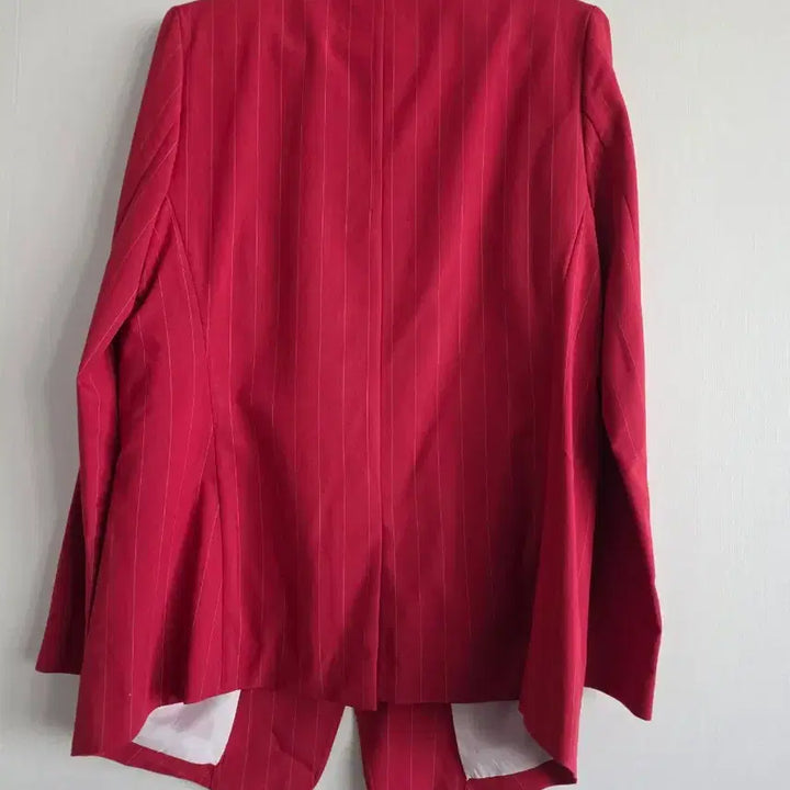 [BUNJANG] Izel Red Stripe Suit Set / izel 아이젤 레드 스트라이프 정장 세트