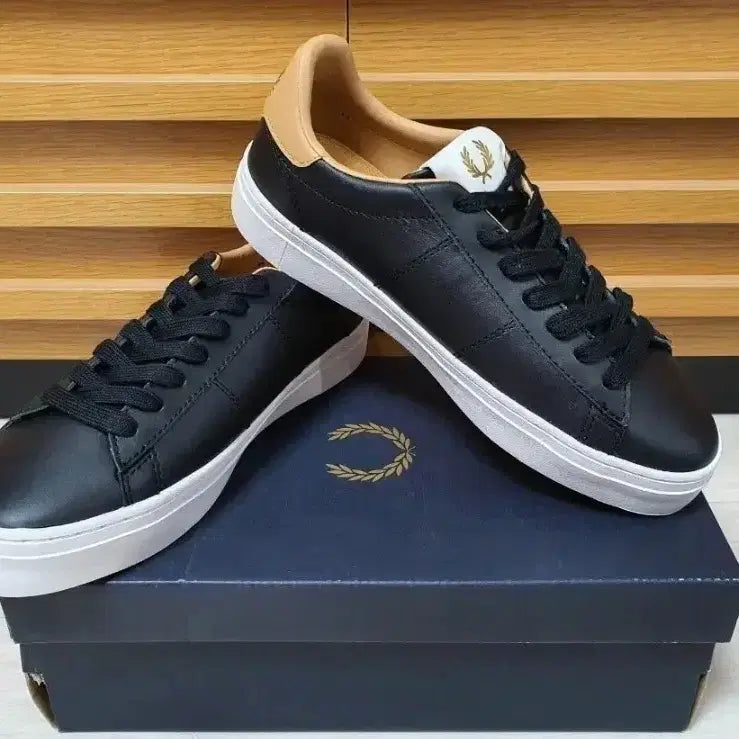 [BUNJANG] Fred Perry Black Sneakers Size 250 / 프레드페리 블랙 스니커즈 새상품 250