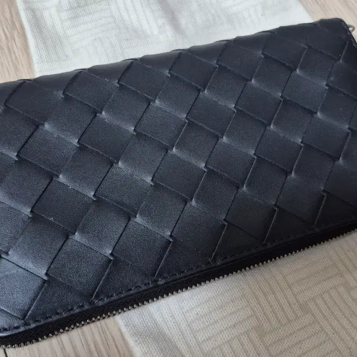 [BUNJANG] Bottega Veneta Intrecciato Zipper Long Wallet / 보테가베네타 인트레치아토 지퍼 장지갑