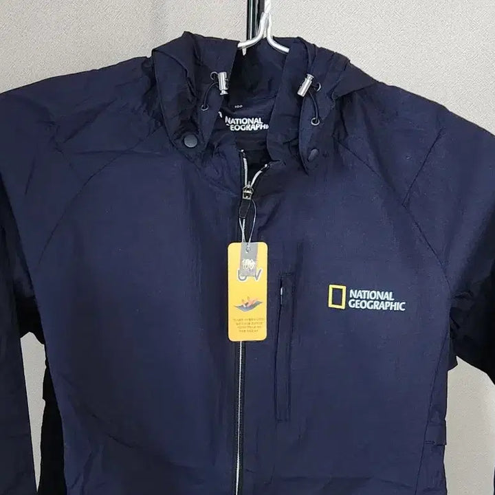 [BUNJANG] National Geographic Navy Windbreaker L / 내셔널지오그래픽 네이비 바람막이L. 100