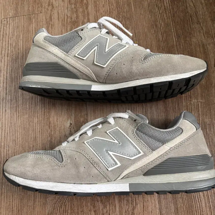 [BUNJANG] New Balance 996 Grey (275mm) / 뉴발란스 996 그레이 275