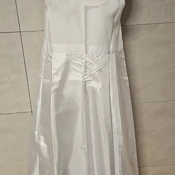 [BUNJANG] Unused Hanbok Underskirt / (시착만함) 한복 속치마