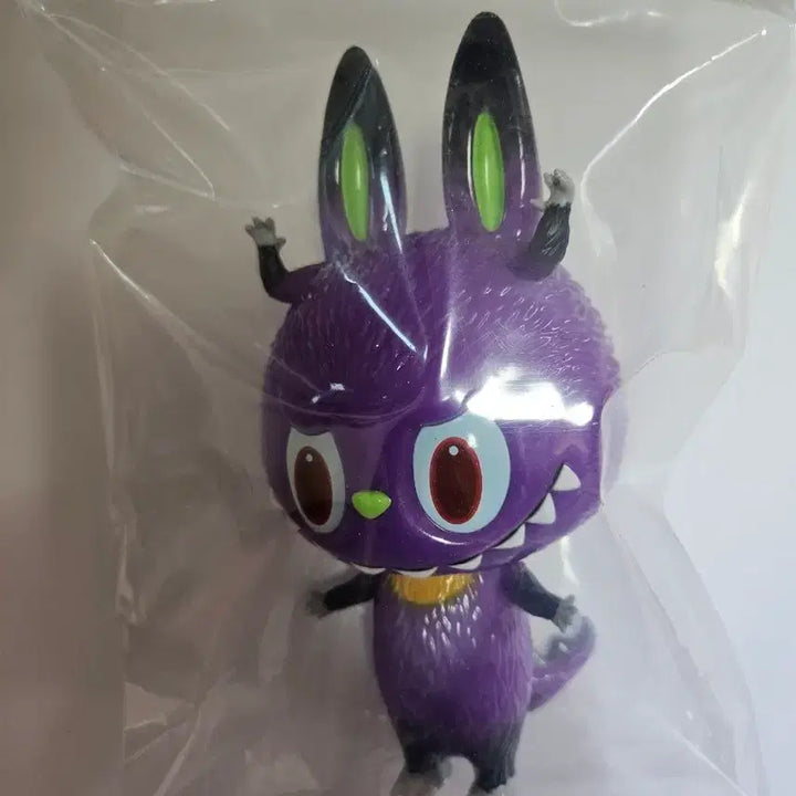 [BUNJANG] Signed Purple Labubu Figure / 보라색 라부부 판매