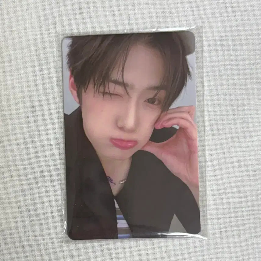 [BUNJANG] AlphaDriveOne Sanghyeon Elleman Group Photocard / 알파드라이브원 상현 엘르맨 단체버전 포카 양도
