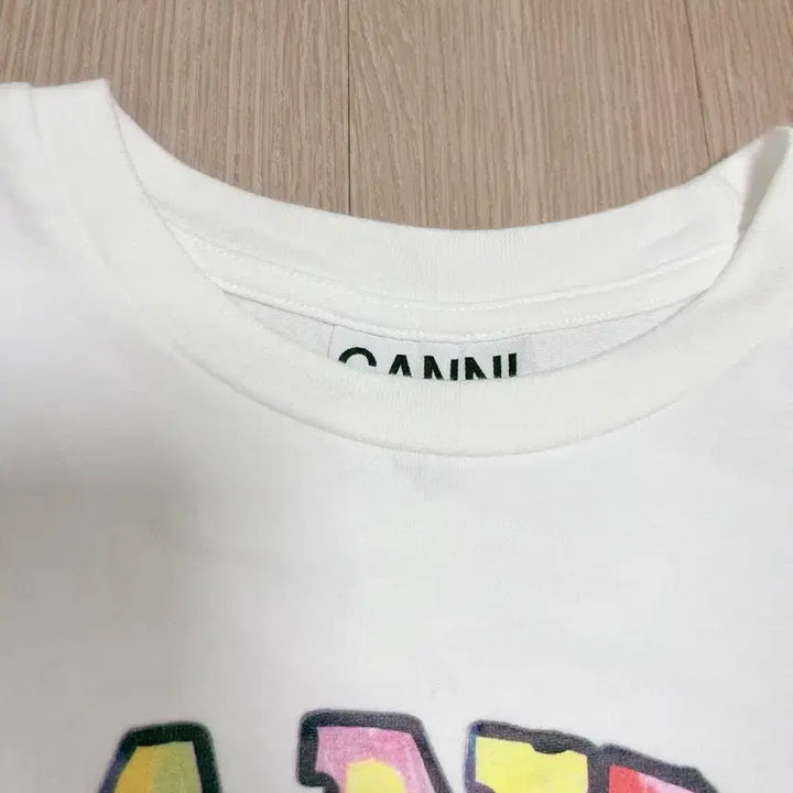 [BUNJANG] GANNI Smile Short Sleeve T-Shirt White / 가니 GANNI 스마일 반팔 티셔츠 화이트