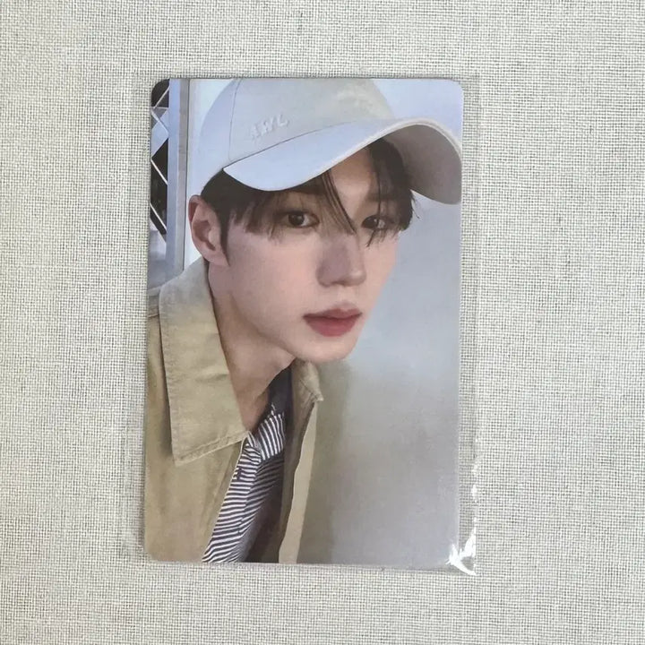 [BUNJANG] AlphaDriveOne Junseo Elleman Group Photocard / 알파드라이브원 준서 엘르맨 단체버전 포카 양도