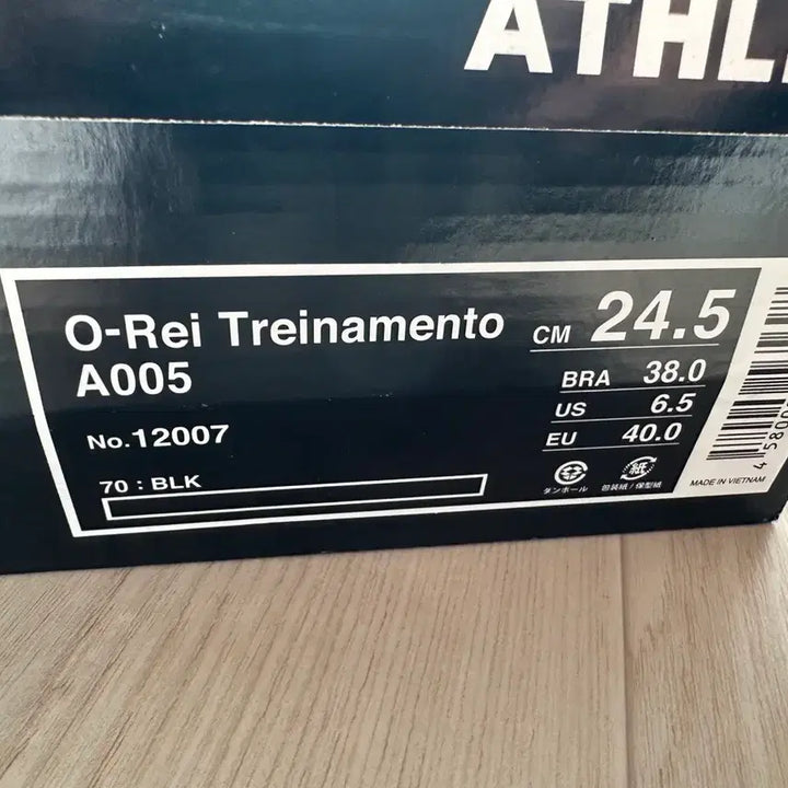[SOLD OUT] 아슬레타 A005 TF 풋살화 축구화 245mm(실사250mm) 새상품