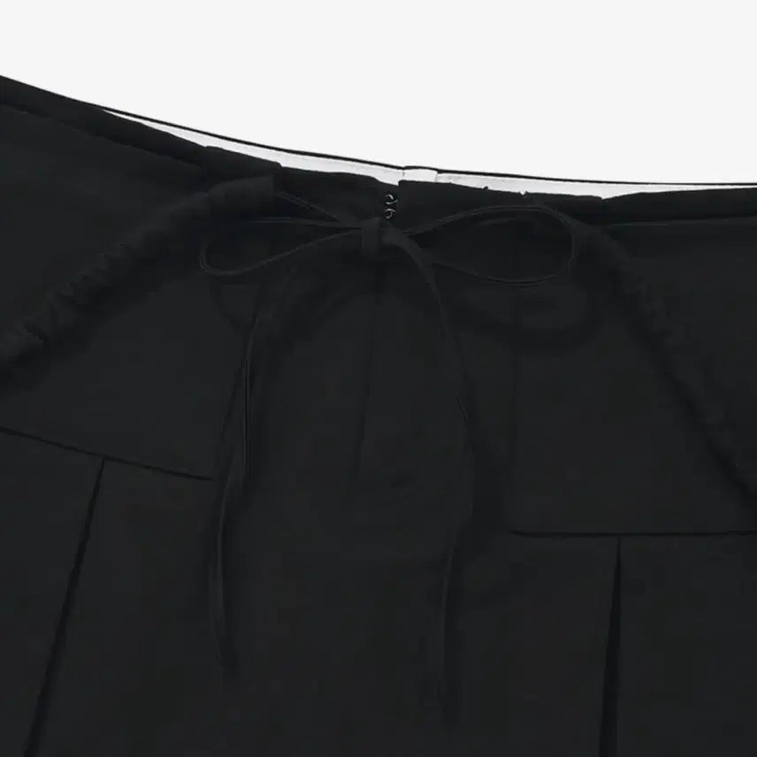[BUNJANG] Kirsh Low Waist Pleated Skirt Black / 키르시 로우 웨스트 플리츠 스커트 블랙