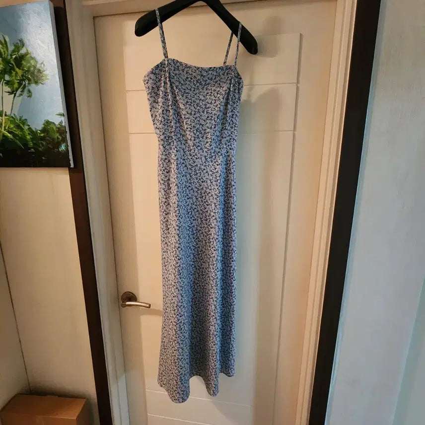 [BUNJANG] Floral Sleeveless Long Dress / 플라워 롱 원피스 끈나시 55