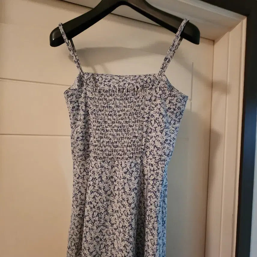 [BUNJANG] Floral Sleeveless Long Dress / 플라워 롱 원피스 끈나시 55