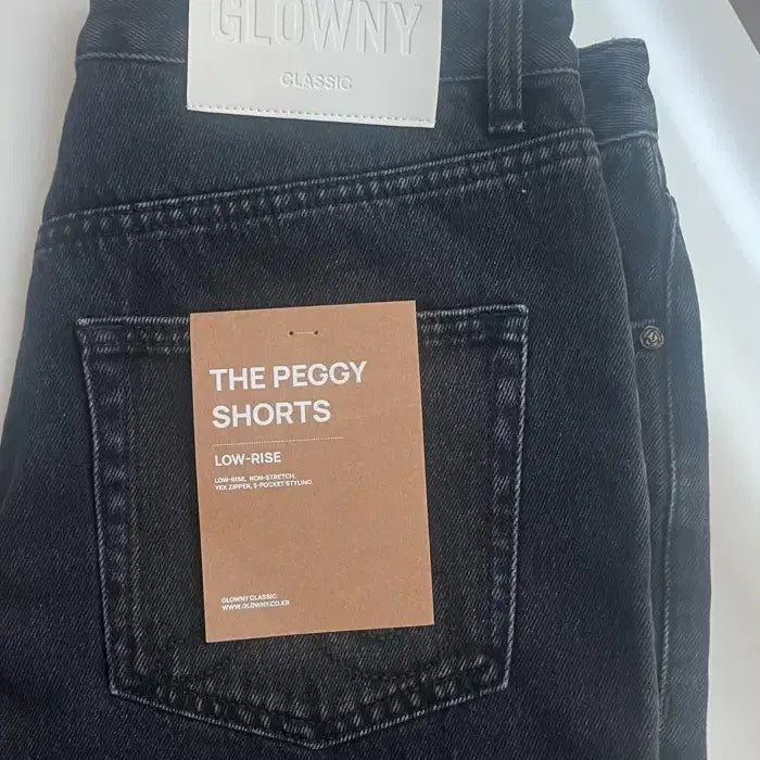 [BUNJANG] Glowny The Peggy Shorts L Black Denim / 글로니 진 THE PEGGY SHORTS L 버뮤다 페기 숏츠 흑청