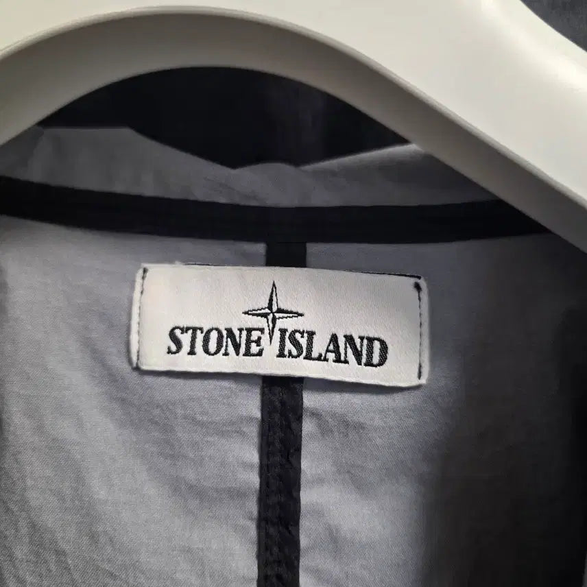 [BUNJANG] Stone Island Membrana TC Hooded Jacket Black / 스톤아일랜드 후드 멤브라나 TC 자켓 블랙