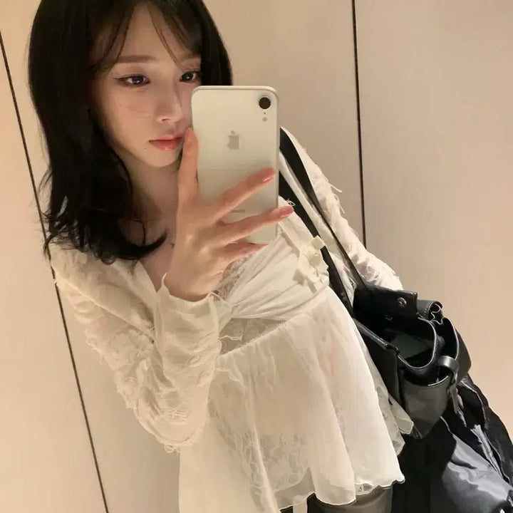 [BUNJANG] PAIN OR PLEASURE Karina Rose Shirring Blouse / 페인오어플레져 카리나착용 로즈셔링 블라우스(택0)