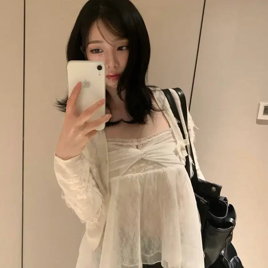 [BUNJANG] PAIN OR PLEASURE Karina Rose Shirring Blouse / 페인오어플레져 카리나착용 로즈셔링 블라우스(택0)