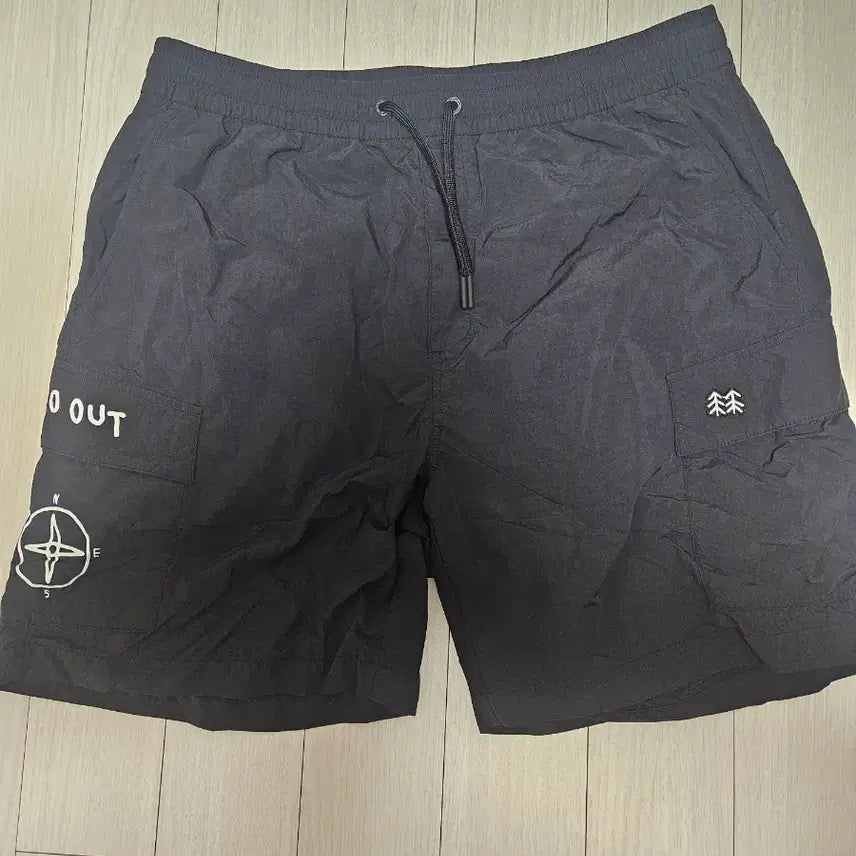 [BUNJANG] Kolon Sport x Inapixie Square Black Cargo Shorts XL / 코오롱스포츠 X 이나피스퀘어 블랙 카고 반바지 XL