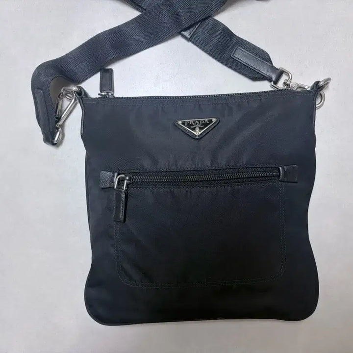 [BUNJANG] Prada Re-Nylon Crossbody Bag / 프라다 리나일론 크로스백 메신저백