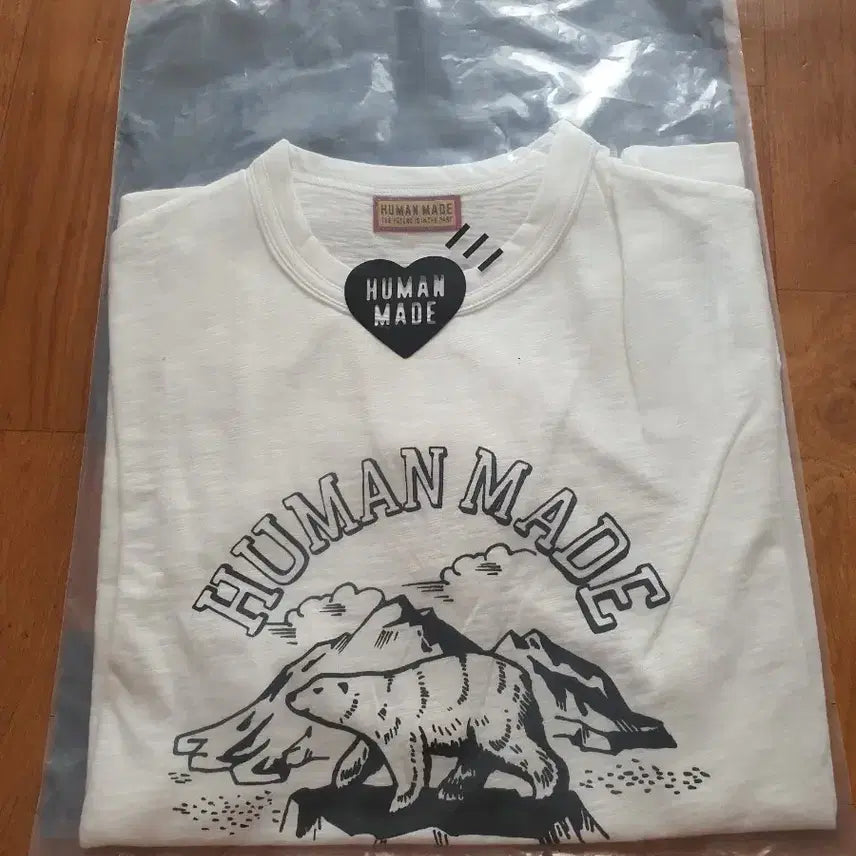 [BUNJANG] Human Made Polar Bear Print Short Sleeve T-Shirt / 휴먼메이드 흰색 반팔 티셔츠 북극곰 프린팅s