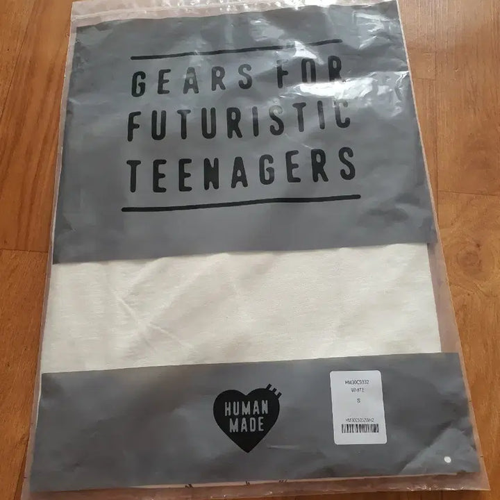 [BUNJANG] Human Made Polar Bear Print Short Sleeve T-Shirt / 휴먼메이드 흰색 반팔 티셔츠 북극곰 프린팅s