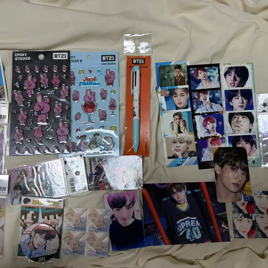 [BUNJANG] BTS Photocard, Sticker, and Goods Bundle Set / 방탄소년단 포토카드 스티커 굿즈 모음