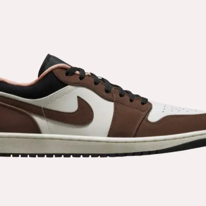 [BUNJANG] Nike Jordan 1 Low Chocolate Bliss Sneakers / [250] 조던 1 로우 초콜릿 블리스 새상품 초콜렛