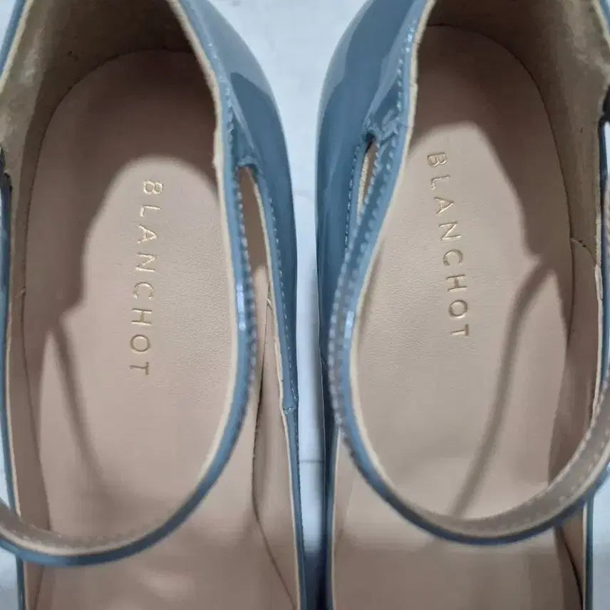[BUNJANG] Blanc Shoo Lady Strap Heel Sky Blue / 새상품 블랑쇼 레이디 스트랩 힐 Lady strap heel 스카이 블루