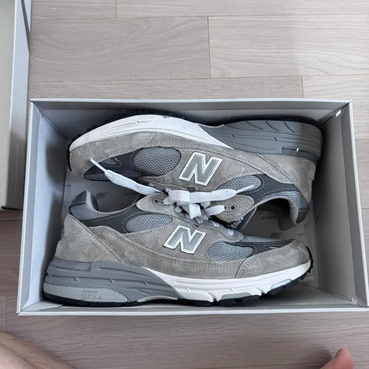[BUNJANG] New Balance 993 270D Sneakers / 뉴발란스 993 270D