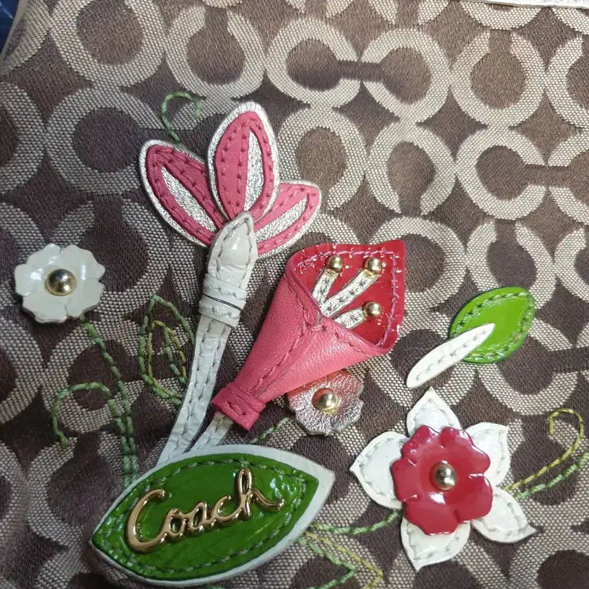 [SOLD OUT] (빈티지) COACH 코치 모노그램 플라워 패치 미니 숄더백
