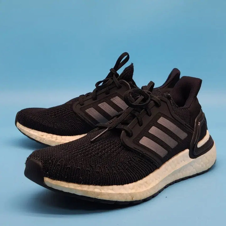 [BUNJANG] Adidas Ultraboost 20 Sneakers (240) / H 아디다스 울트라부스트 20 운동화240