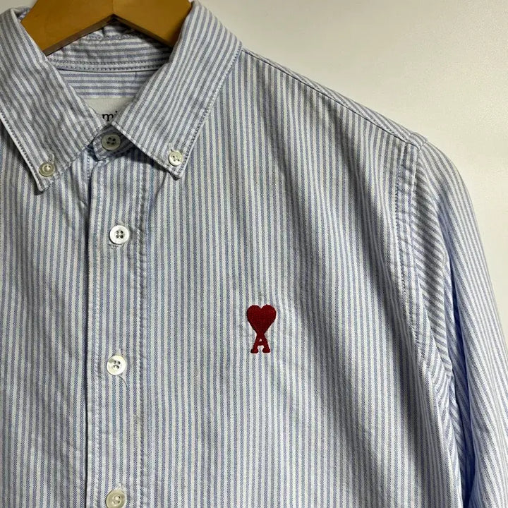 [BUNJANG] Ami Small Logo Heart Stripe Shirt / 아미 스몰로고 하트 스트라이프 서츠 남방 프리
