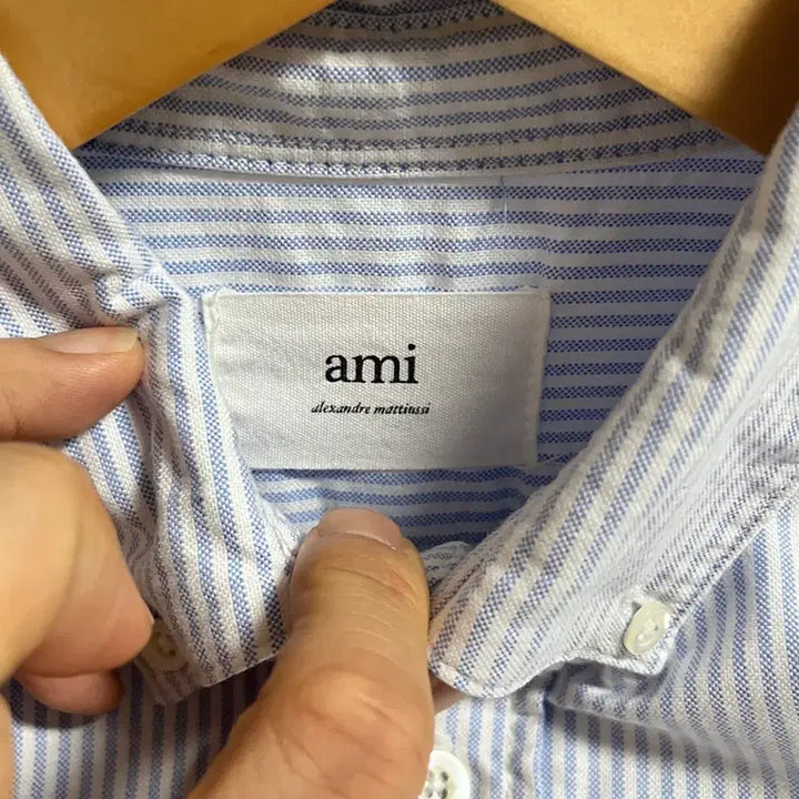 [BUNJANG] Ami Small Logo Heart Stripe Shirt / 아미 스몰로고 하트 스트라이프 서츠 남방 프리