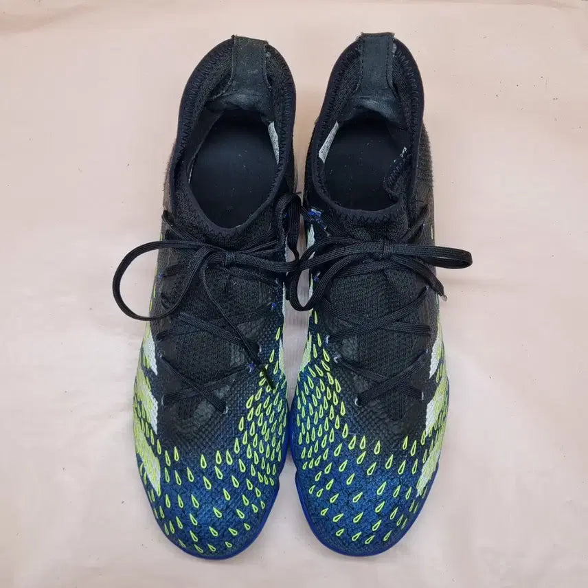 [SOLD OUT] 아디다스 프레데터 프리.3 TF 풋살화 275