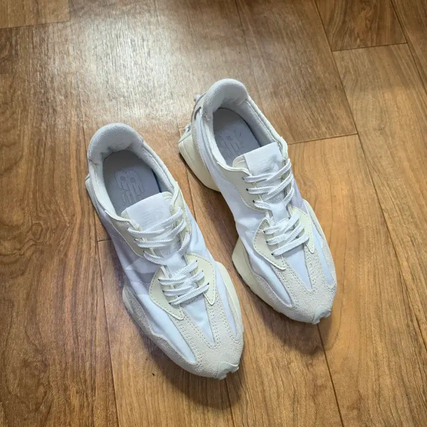 [SOLD OUT] 뉴발란스 327 문빔