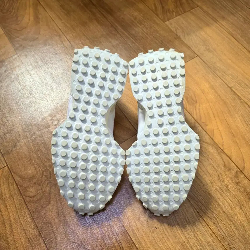 [SOLD OUT] 뉴발란스 327 문빔